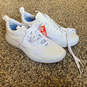 White Vans Ultrarange